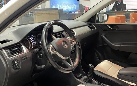 Skoda Rapid I, 2016 год, 879 000 рублей, 9 фотография