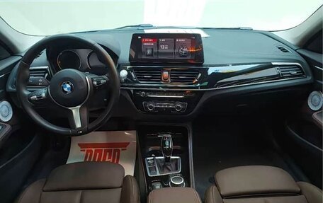 BMW 1 серия, 2022 год, 2 300 000 рублей, 8 фотография