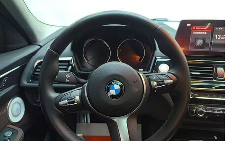 BMW 1 серия, 2022 год, 2 300 000 рублей, 11 фотография