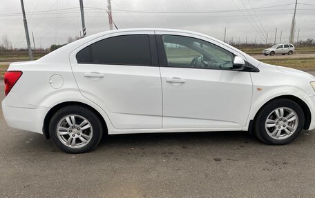 Chevrolet Aveo III, 2012 год, 600 000 рублей, 2 фотография