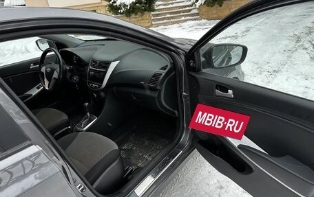 Hyundai Solaris II рестайлинг, 2012 год, 900 000 рублей, 6 фотография