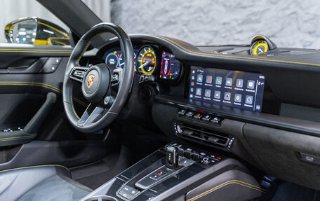 Porsche 911, 2024 год, 21 350 000 рублей, 20 фотография