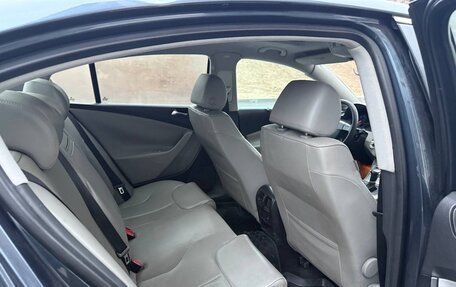 Volkswagen Passat B6, 2005 год, 540 000 рублей, 9 фотография