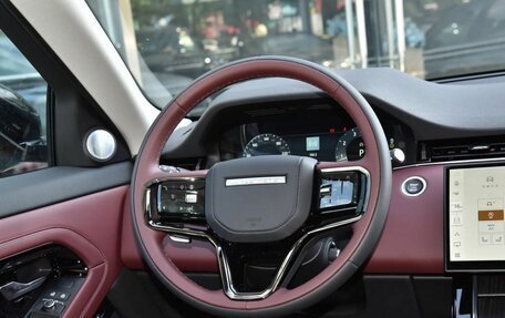 Land Rover Range Rover Evoque II, 2025 год, 6 190 000 рублей, 13 фотография