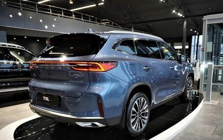 CheryExeed TXL, 2024 год, 3 800 000 рублей, 4 фотография