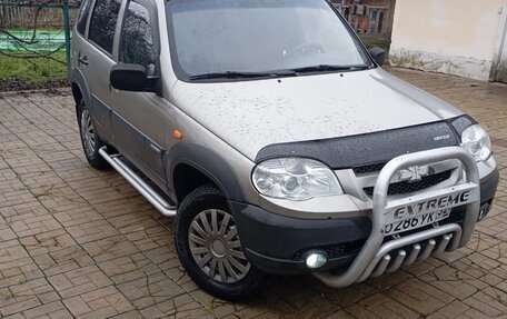 Chevrolet Niva I рестайлинг, 2010 год, 470 000 рублей, 6 фотография
