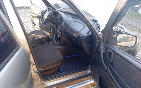 Chevrolet Niva I рестайлинг, 2010 год, 470 000 рублей, 13 фотография