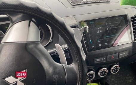 Mitsubishi Outlander III рестайлинг 3, 2008 год, 1 100 000 рублей, 7 фотография