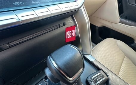 Toyota Land Cruiser, 2021 год, 10 000 000 рублей, 18 фотография