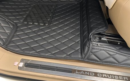 Toyota Land Cruiser, 2021 год, 10 000 000 рублей, 29 фотография