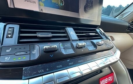 Toyota Land Cruiser, 2021 год, 10 000 000 рублей, 22 фотография