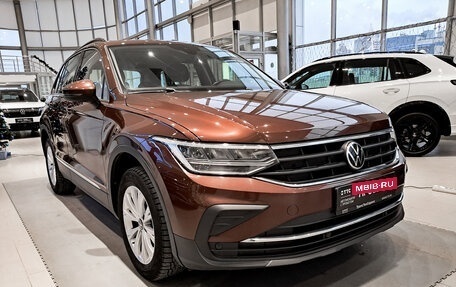 Volkswagen Tiguan II, 2021 год, 2 708 000 рублей, 3 фотография