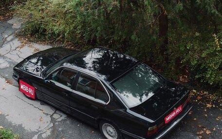 BMW 5 серия, 1988 год, 870 000 рублей, 1 фотография