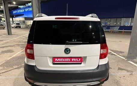 Skoda Yeti I рестайлинг, 2013 год, 1 250 000 рублей, 33 фотография