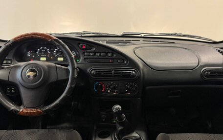 Chevrolet Niva I рестайлинг, 2019 год, 717 000 рублей, 16 фотография