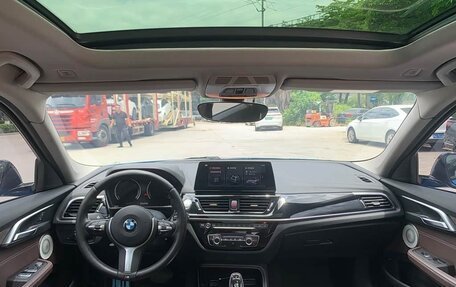 BMW 1 серия, 2022 год, 2 260 000 рублей, 8 фотография