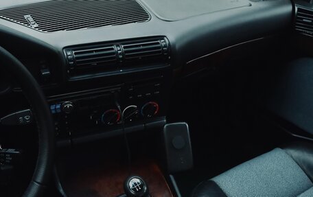 BMW 5 серия, 1988 год, 870 000 рублей, 11 фотография