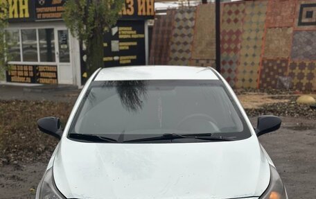 Hyundai Solaris II рестайлинг, 2015 год, 499 000 рублей, 1 фотография