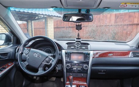 Toyota Camry, 2013 год, 2 000 000 рублей, 11 фотография