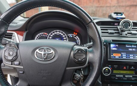 Toyota Camry, 2013 год, 2 000 000 рублей, 14 фотография