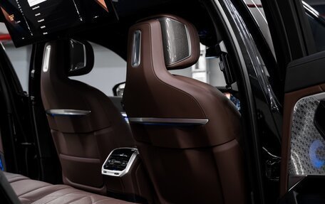 BMW 7 серия, 2023 год, 13 000 000 рублей, 28 фотография