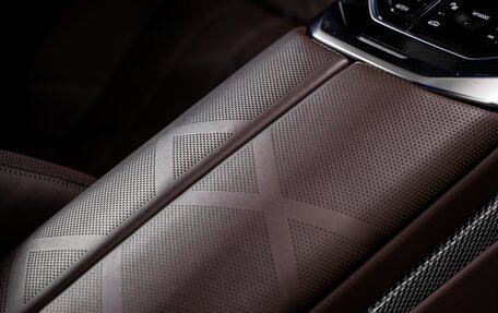 BMW 7 серия, 2023 год, 13 000 000 рублей, 34 фотография