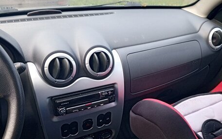 Renault Sandero I, 2011 год, 590 000 рублей, 8 фотография