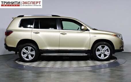Toyota Highlander III, 2011 год, 1 957 000 рублей, 4 фотография