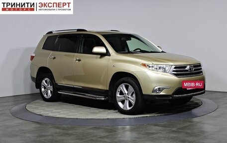 Toyota Highlander III, 2011 год, 1 957 000 рублей, 3 фотография