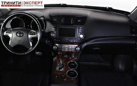 Toyota Highlander III, 2011 год, 1 957 000 рублей, 13 фотография