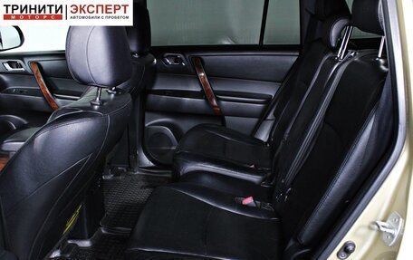 Toyota Highlander III, 2011 год, 1 957 000 рублей, 16 фотография