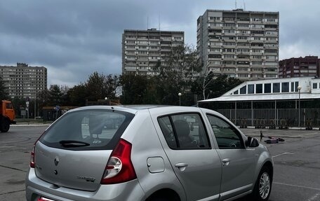 Renault Sandero I, 2013 год, 700 000 рублей, 4 фотография