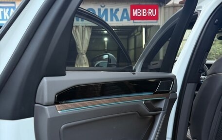 Volkswagen Touareg III, 2018 год, 5 300 000 рублей, 4 фотография