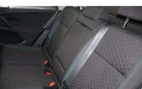 Volkswagen Tiguan II, 2020 год, 2 006 000 рублей, 7 фотография