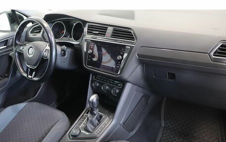 Volkswagen Tiguan II, 2020 год, 2 006 000 рублей, 5 фотография