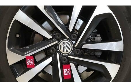 Volkswagen Tiguan II, 2020 год, 2 006 000 рублей, 19 фотография