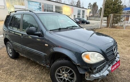 Mercedes-Benz M-Класс, 1998 год, 280 000 рублей, 1 фотография