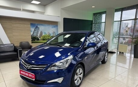 Hyundai Solaris II рестайлинг, 2015 год, 999 000 рублей, 1 фотография