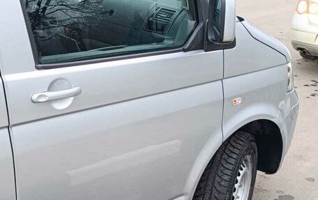 Volkswagen Caravelle T5, 2008 год, 1 810 000 рублей, 3 фотография