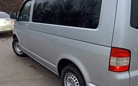 Volkswagen Caravelle T5, 2008 год, 1 810 000 рублей, 7 фотография