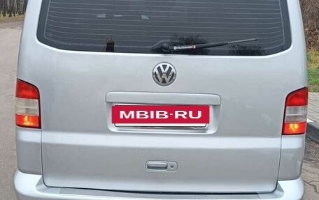 Volkswagen Caravelle T5, 2008 год, 1 810 000 рублей, 2 фотография