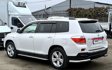 Toyota Highlander III, 2012 год, 1 599 000 рублей, 7 фотография