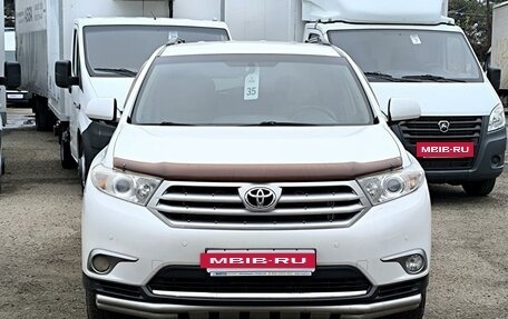 Toyota Highlander III, 2012 год, 1 599 000 рублей, 2 фотография