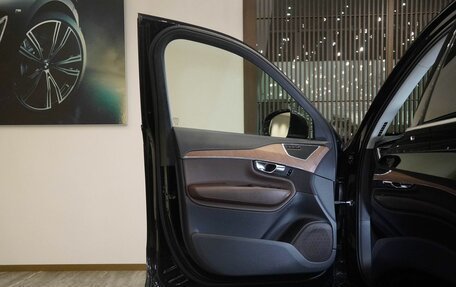 Volvo XC90 II рестайлинг, 2018 год, 3 200 000 рублей, 10 фотография