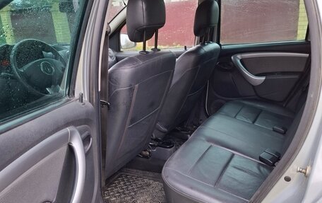 Renault Duster I рестайлинг, 2012 год, 860 000 рублей, 11 фотография