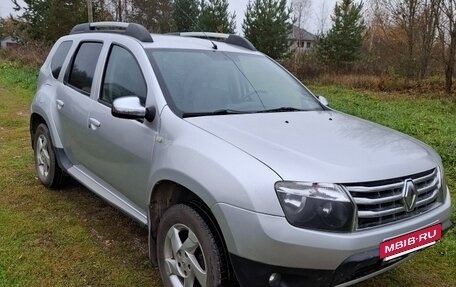 Renault Duster I рестайлинг, 2012 год, 860 000 рублей, 2 фотография