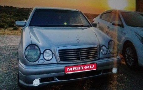 Mercedes-Benz E-Класс, 1996 год, 750 000 рублей, 3 фотография