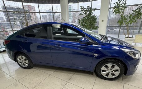 Hyundai Solaris II рестайлинг, 2015 год, 999 000 рублей, 4 фотография