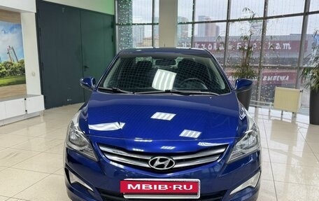 Hyundai Solaris II рестайлинг, 2015 год, 999 000 рублей, 2 фотография