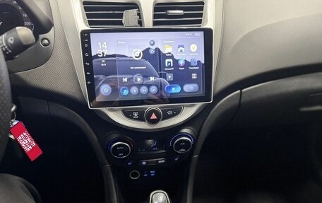 Hyundai Solaris II рестайлинг, 2015 год, 999 000 рублей, 17 фотография